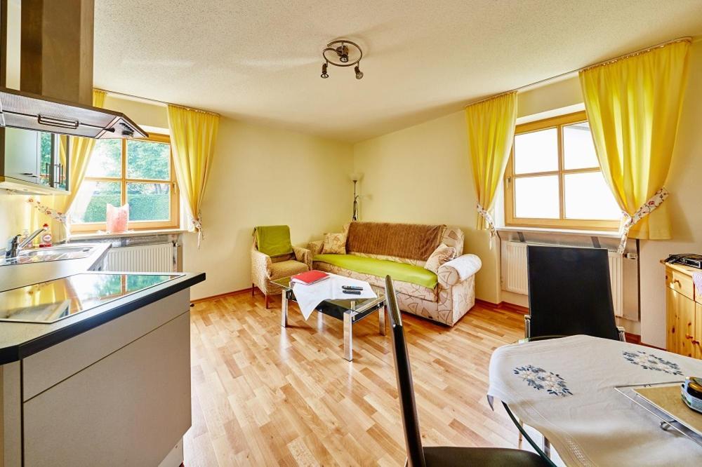 Sonne In Gasteig Apartment Unterneukirchen Екстериор снимка